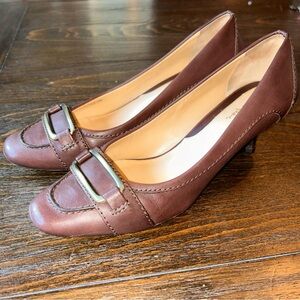 Cole Haan Heels Womens 7.5 B Casual Slip On Kitten Pumps D28824 Brown Leather @@